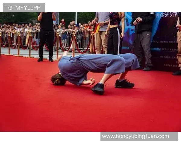 武汉街舞队在世界攀岩锦标赛中的个人能力表现深度分析与点评
